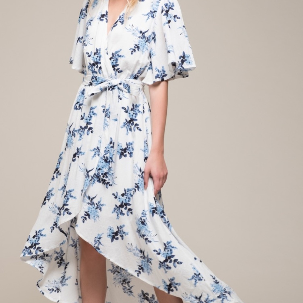 Short sleeve floral wrap dress